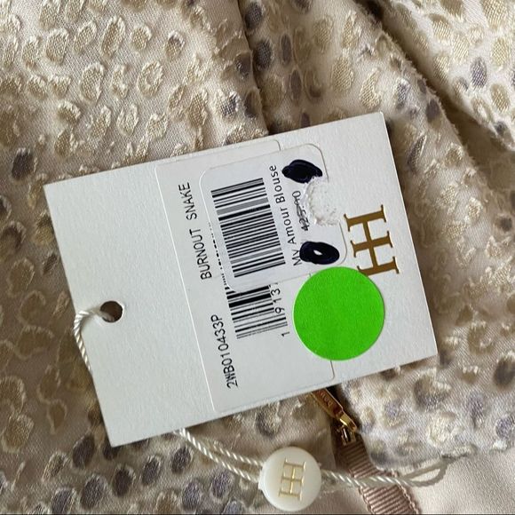 Haute Hippie Off the Shoulder top - Picture 7 of 8